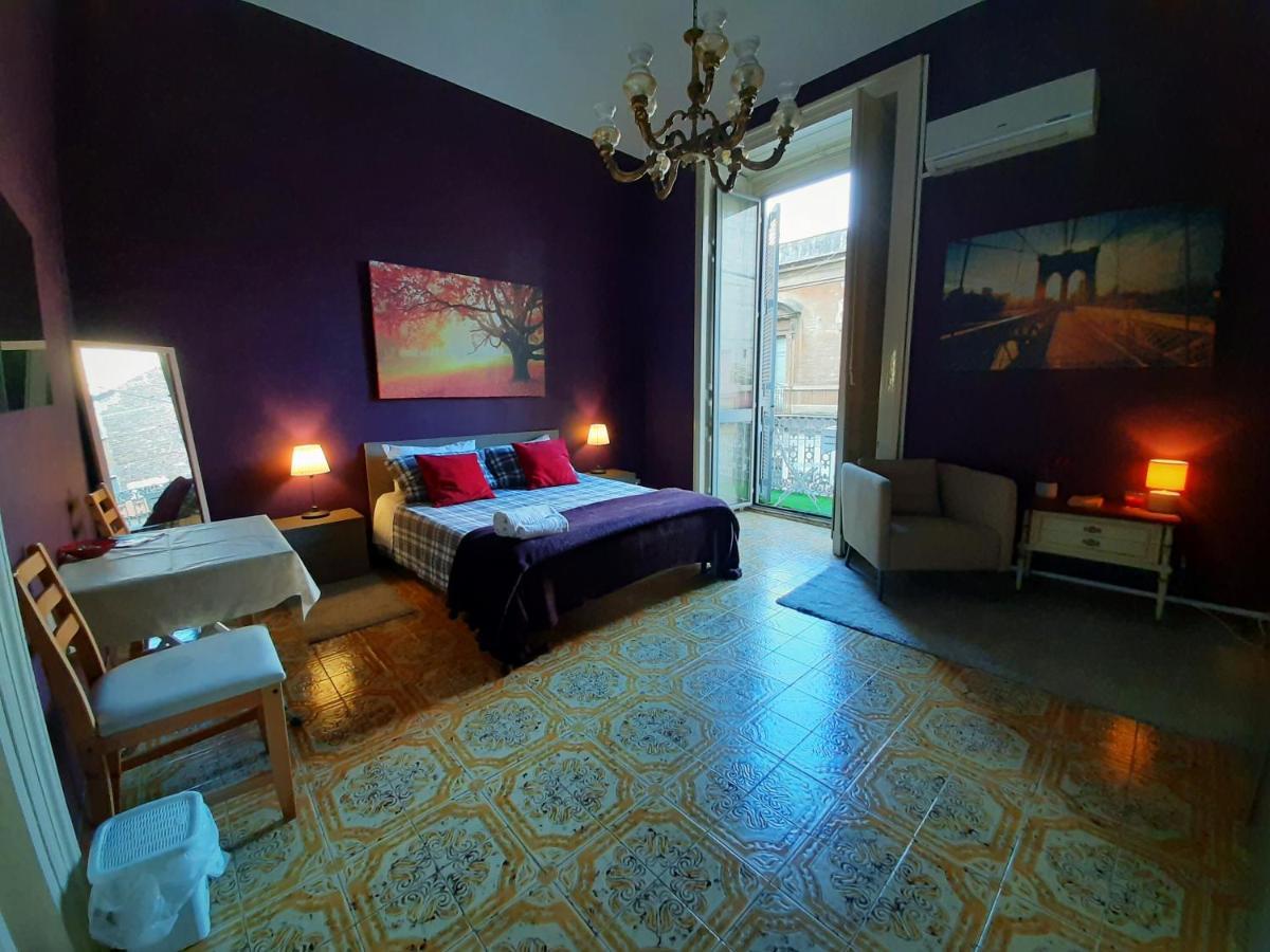 Dream 117 Bed & Breakfast คาตาเนีย ภายนอก รูปภาพ