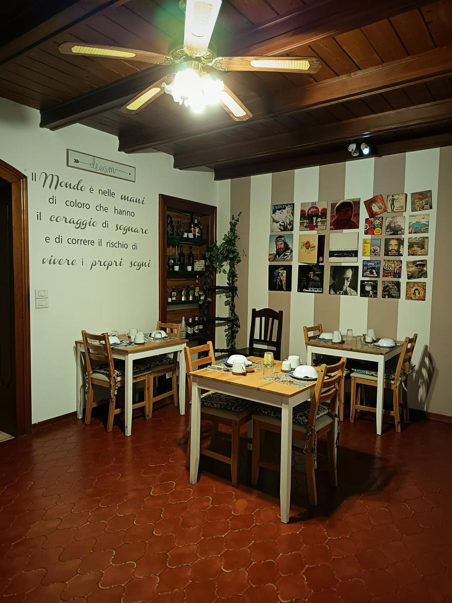 Dream 117 Bed & Breakfast คาตาเนีย ภายนอก รูปภาพ