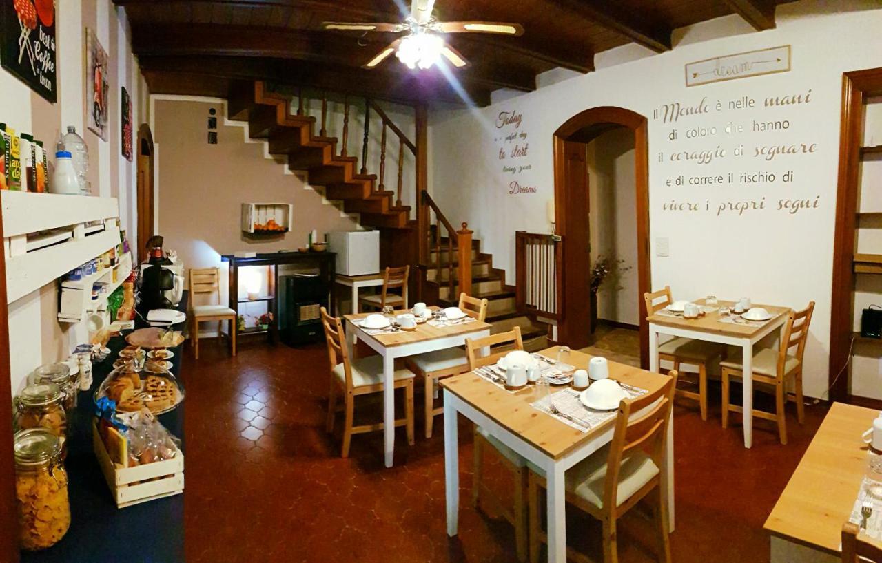 Dream 117 Bed & Breakfast คาตาเนีย ภายนอก รูปภาพ